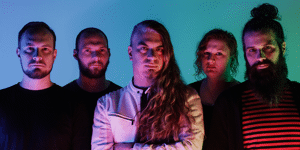 VOYAGER RUNAWAY TOUR